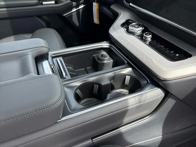 2026 Ford Expedition Max Active MAX