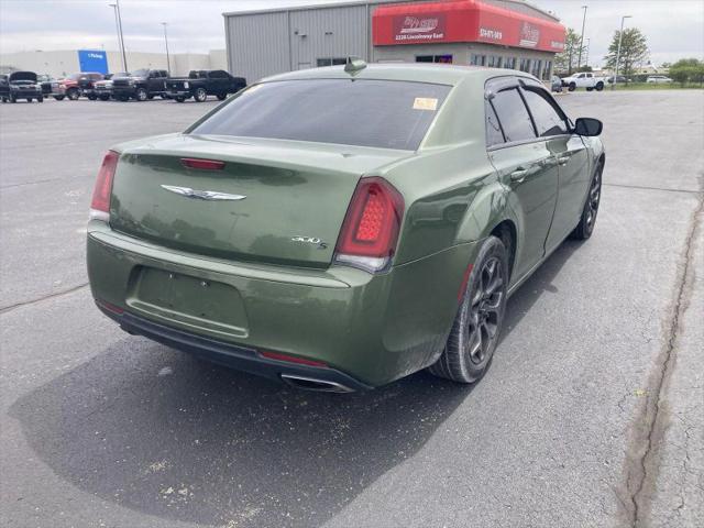 2018 Chrysler 300 300S AWD