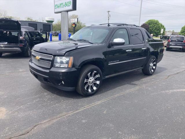 2013 Chevrolet Avalanche LTZ for sale in Larwill, IN
