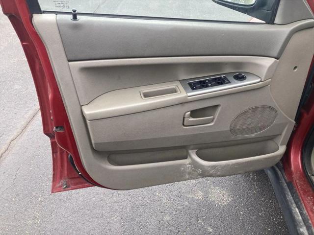 2006 Jeep Grand Cherokee Laredo