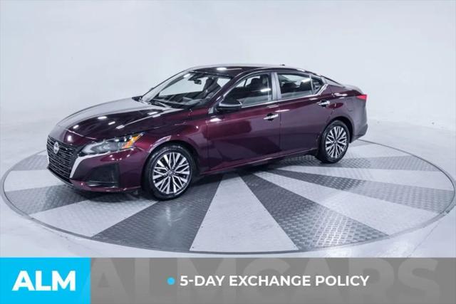 2025 Nissan Altima SV FWD