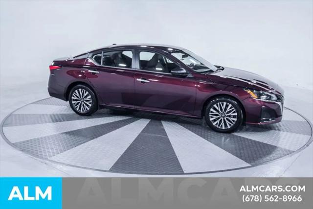 2025 Nissan Altima SV FWD