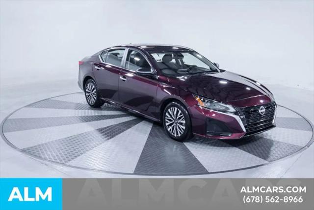 2025 Nissan Altima SV FWD