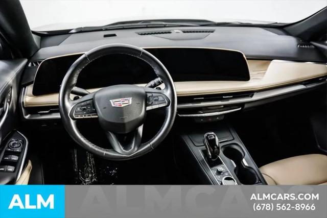 2025 Cadillac XT4 FWD Premium Luxury