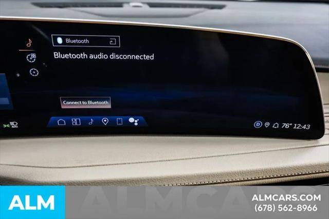 2025 Cadillac XT4 FWD Premium Luxury
