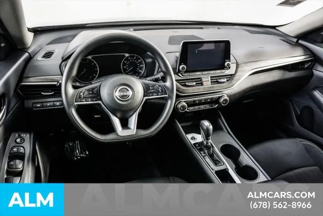 2025 Nissan Altima SV FWD