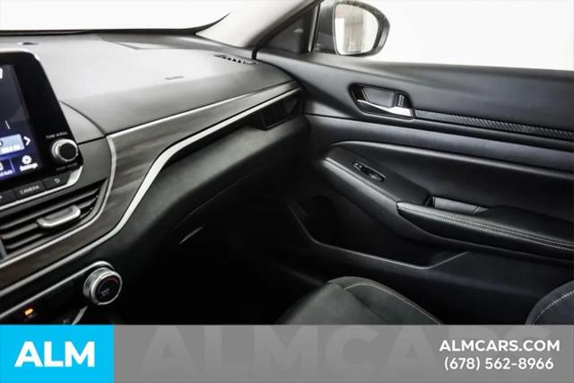 2025 Nissan Altima SV FWD