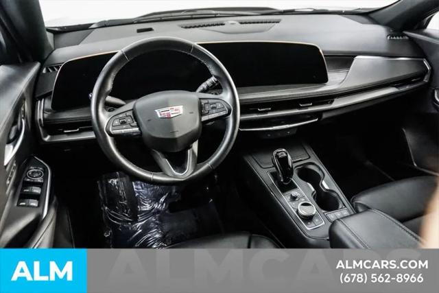 2025 Cadillac XT4 FWD Premium Luxury