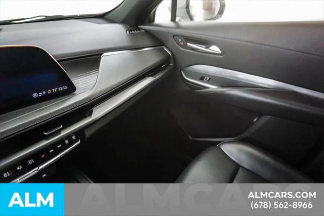 2025 Cadillac XT4 FWD Premium Luxury