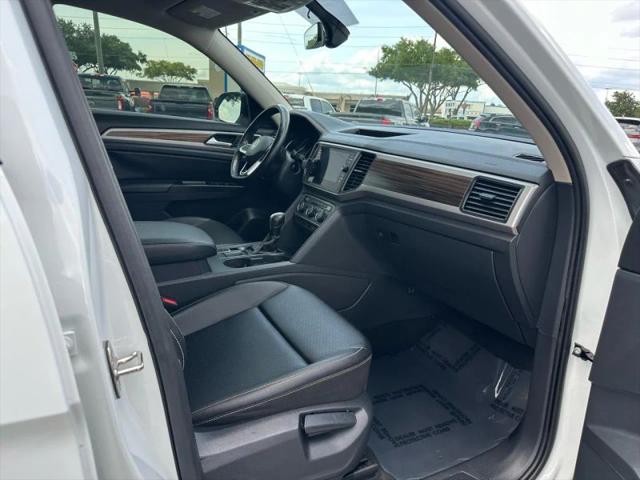 2021 Volkswagen Atlas 3.6L V6 SE w/Technology