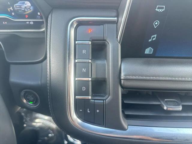 2023 Chevrolet Suburban 2WD LT