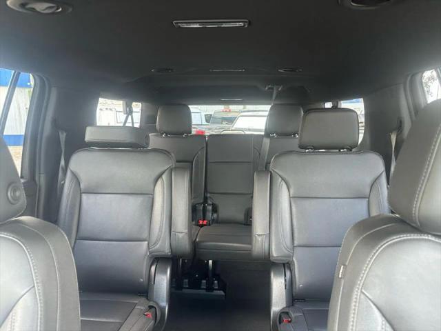 2023 Chevrolet Suburban 2WD LT