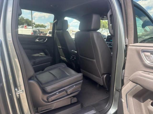 2023 Chevrolet Suburban 2WD LT