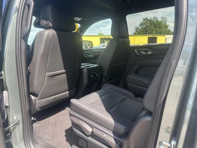 2023 Chevrolet Suburban 2WD LT