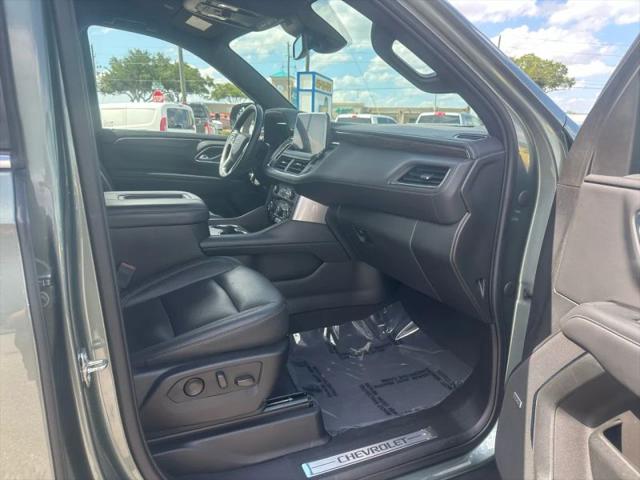 2023 Chevrolet Suburban 2WD LT