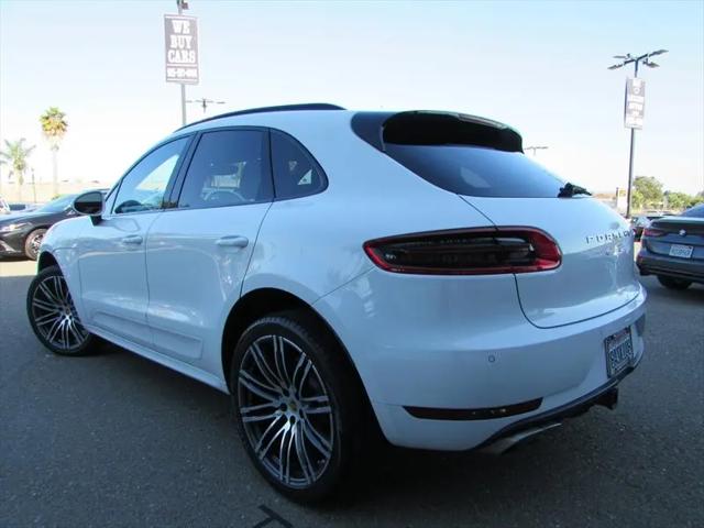 2016 Porsche Macan Turbo