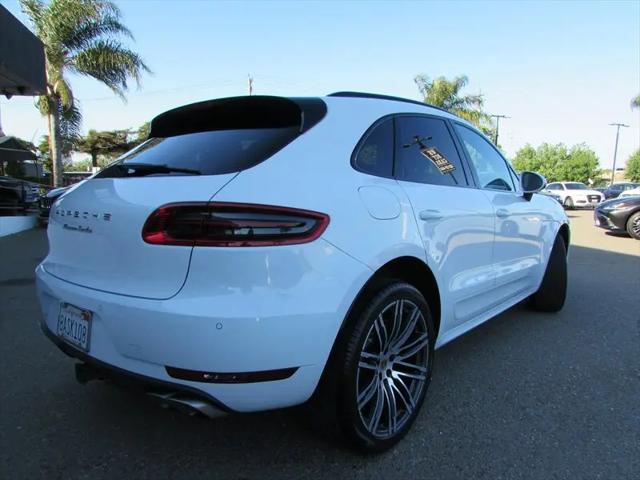 2016 Porsche Macan Turbo