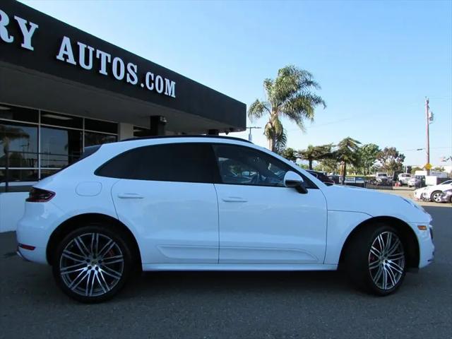 2016 Porsche Macan Turbo