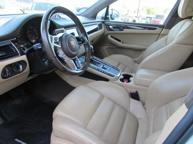 2016 Porsche Macan Turbo