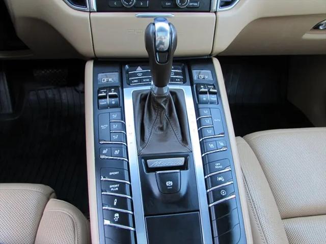 2016 Porsche Macan Turbo