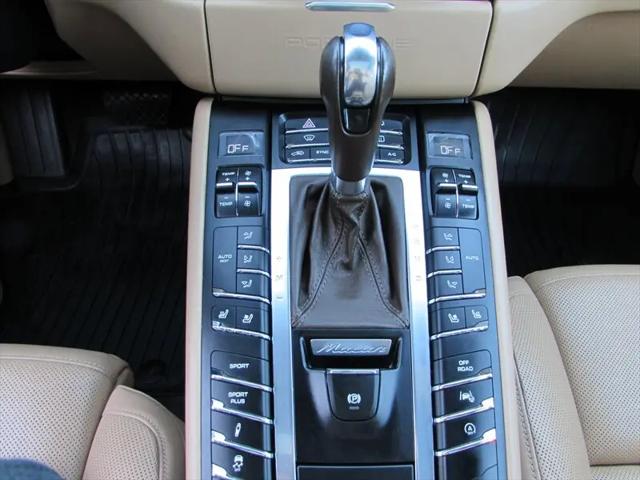 2016 Porsche Macan Turbo