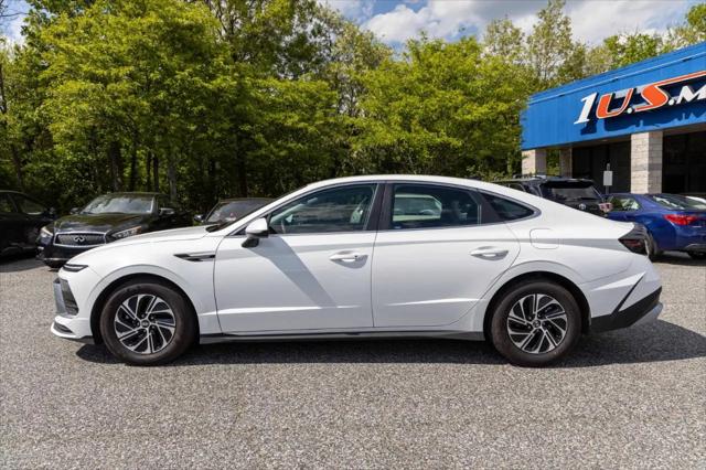 2026 Hyundai Sonata Hybrid Blue