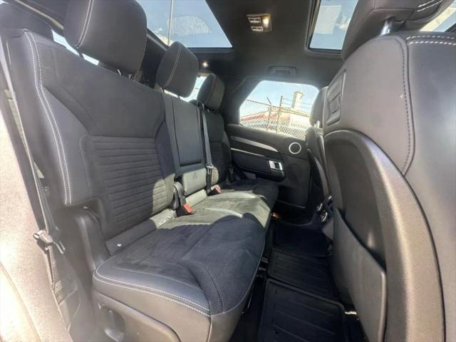 2021 Land Rover Discovery P300 S R-Dynamic