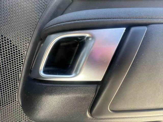 2021 Land Rover Discovery P300 S R-Dynamic