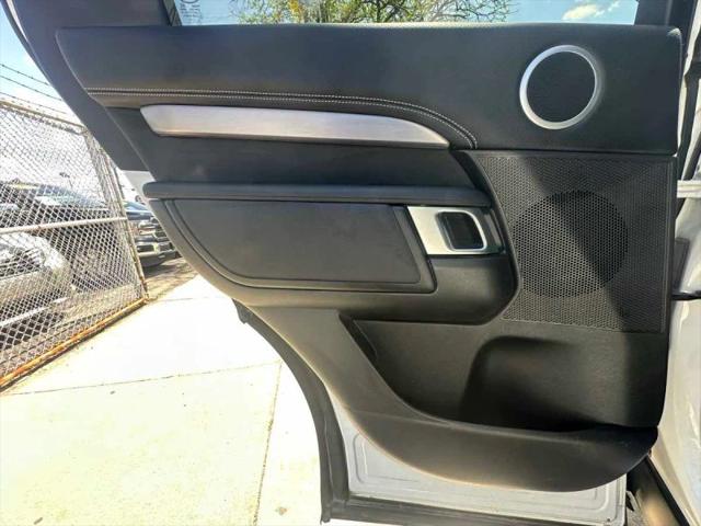 2021 Land Rover Discovery P300 S R-Dynamic