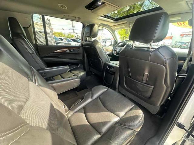 2020 Cadillac Escalade ESV 4WD Luxury
