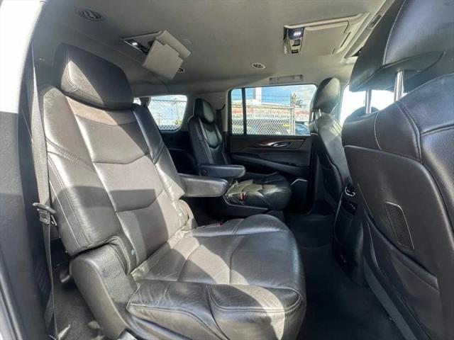 2020 Cadillac Escalade ESV 4WD Luxury