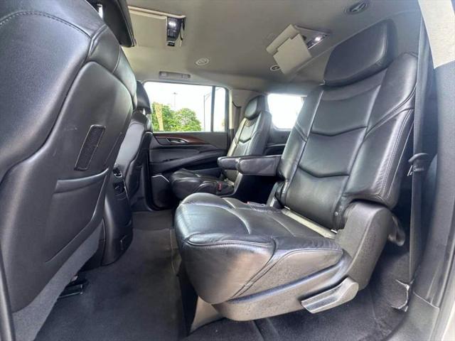 2020 Cadillac Escalade ESV 4WD Luxury