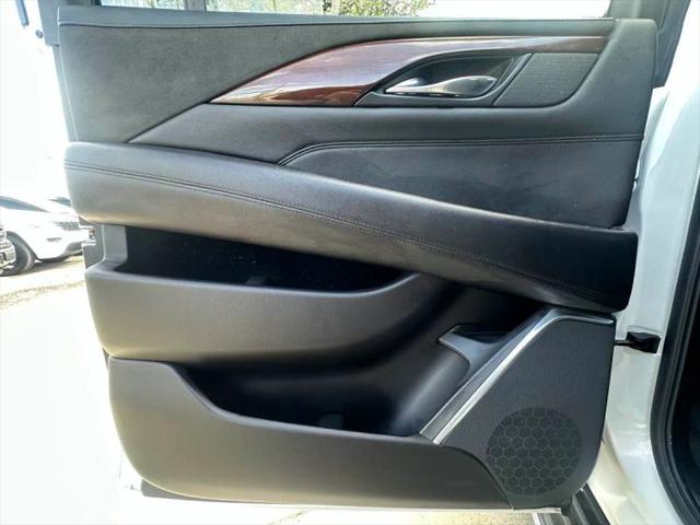 2020 Cadillac Escalade ESV 4WD Luxury