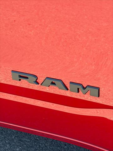 2026 Ram 1500 Express Crew Cab 4x4 5'7" Box