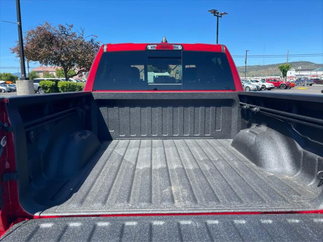 2026 Ram 1500 Express Crew Cab 4x4 5'7" Box