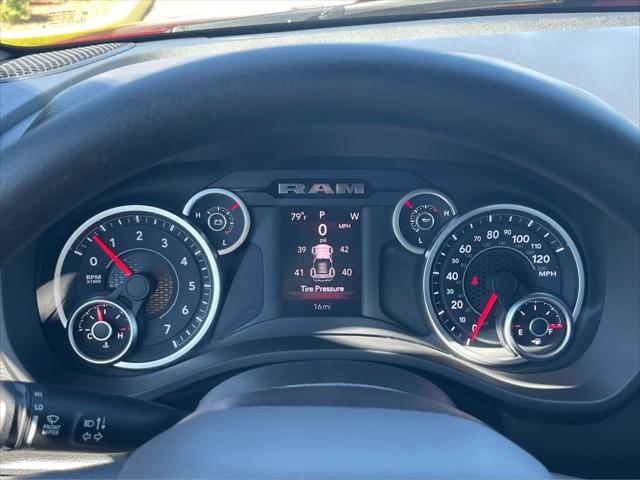 2026 Ram 1500 Express Crew Cab 4x4 5'7" Box