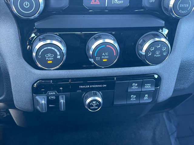 2026 Ram 1500 Express Crew Cab 4x4 5'7" Box