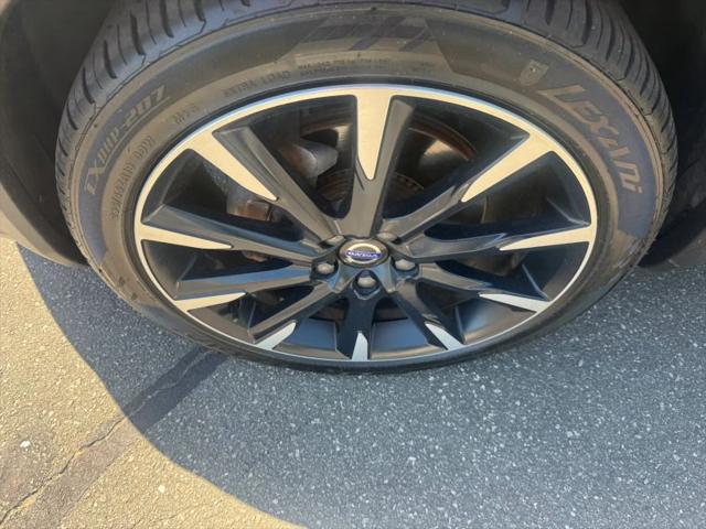 2017 Volvo V60 Cross Country T5 Platinum