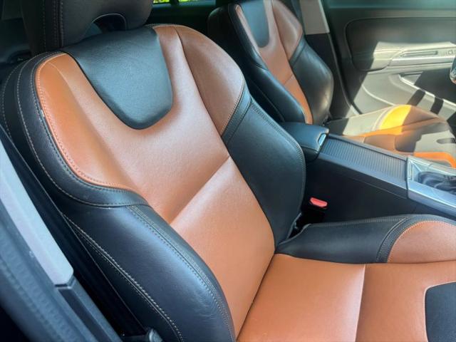 2017 Volvo V60 Cross Country T5 Platinum