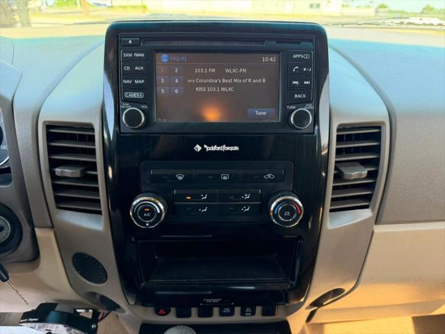 2015 Nissan Titan SV