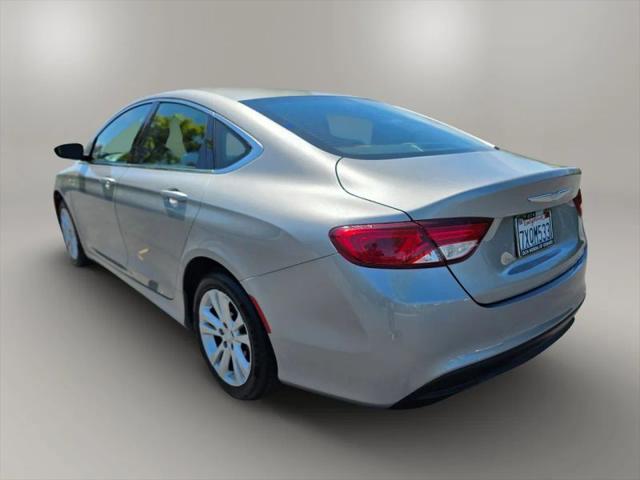 2016 Chrysler 200 Touring