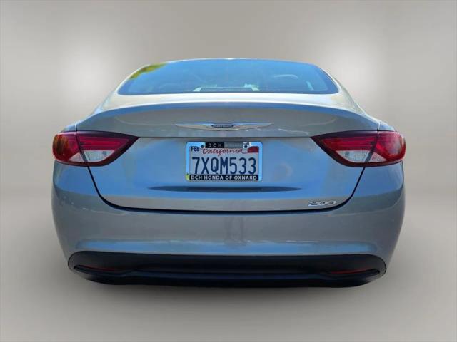 2016 Chrysler 200 Touring
