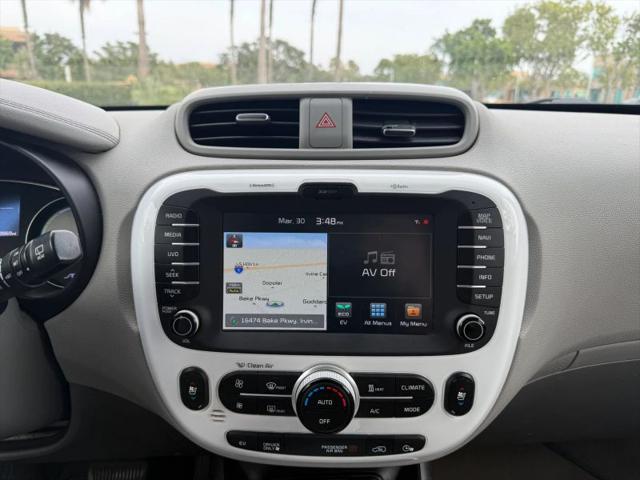 2017 Kia Soul EV +