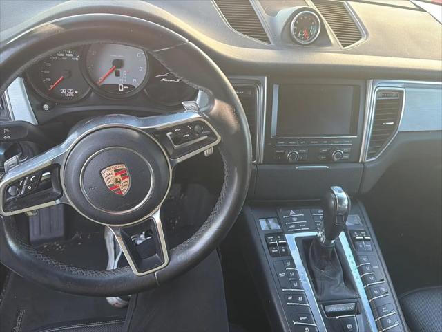2015 Porsche Macan S