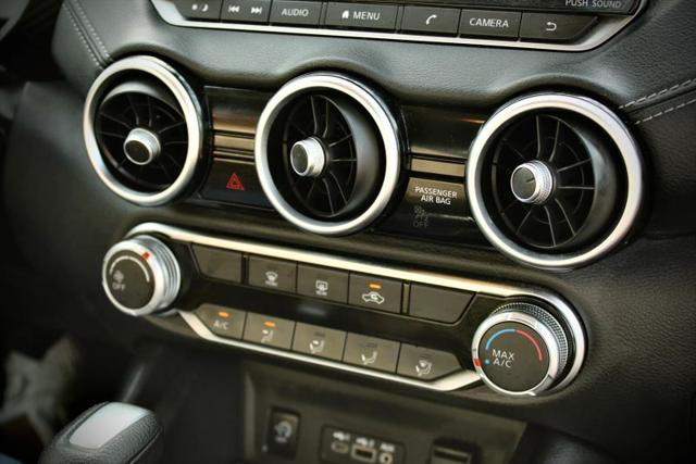 2024 Nissan Sentra SV Xtronic CVT