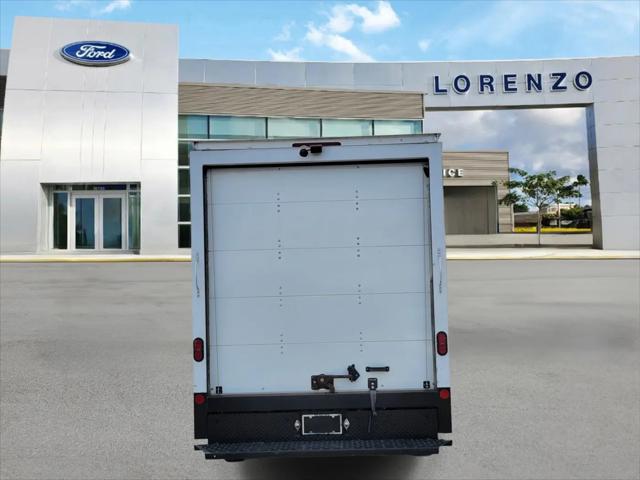 2023 Ford Transit Cutaway T-350