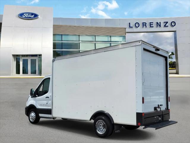2023 Ford Transit Cutaway T-350
