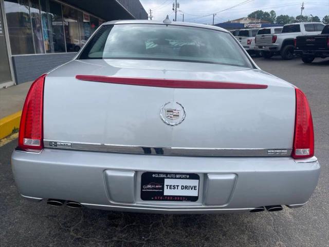 2010 Cadillac DTS Standard