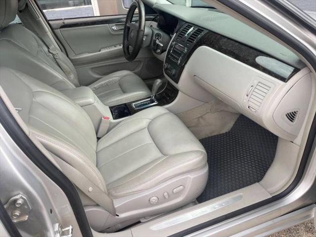 2010 Cadillac DTS Standard