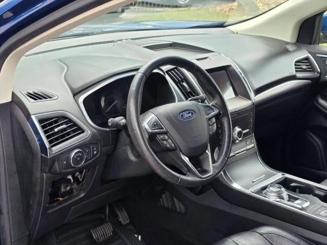 2020 Ford Edge Titanium